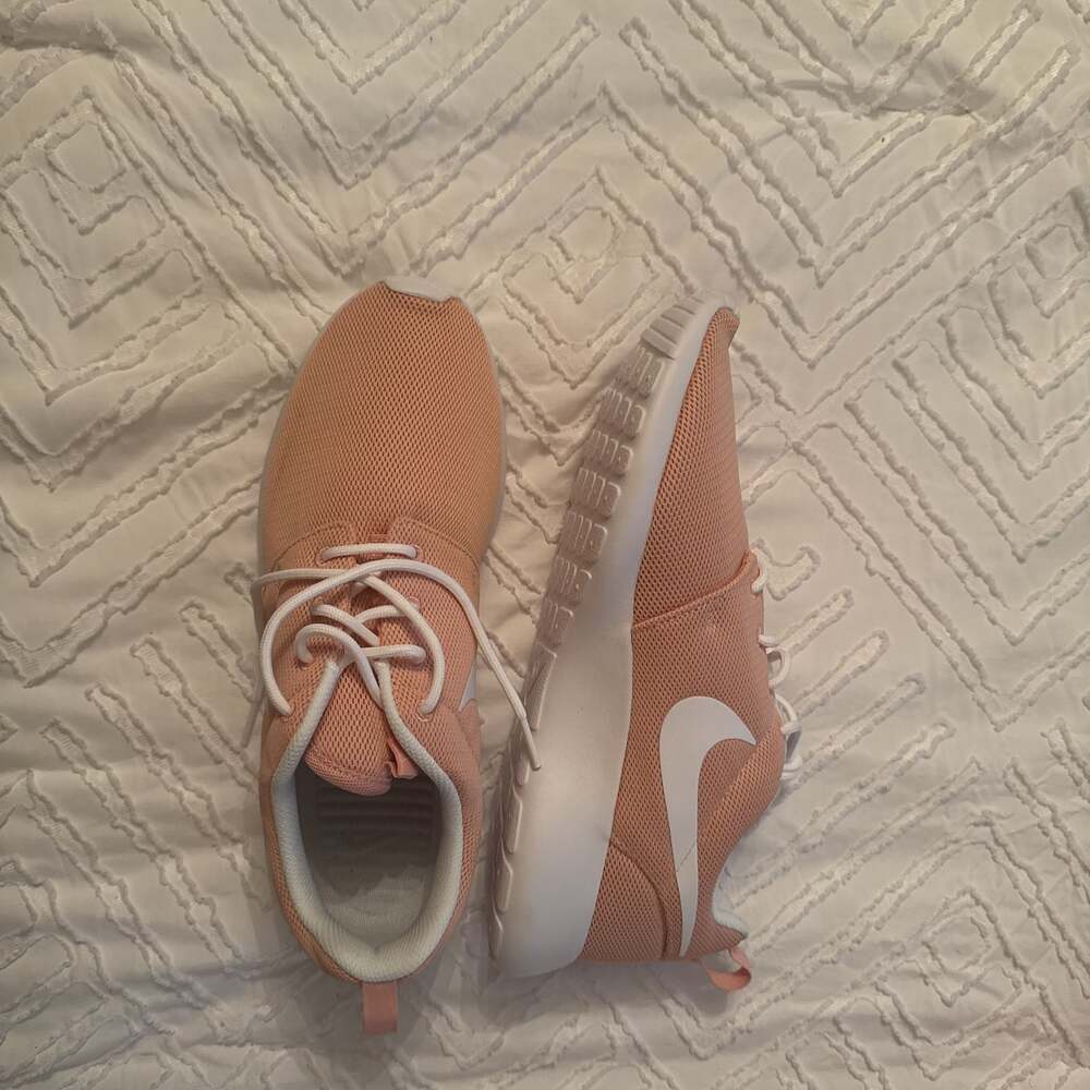 Nike Women's Roshe One 'Coral Stardust' Pink White Running Shoes